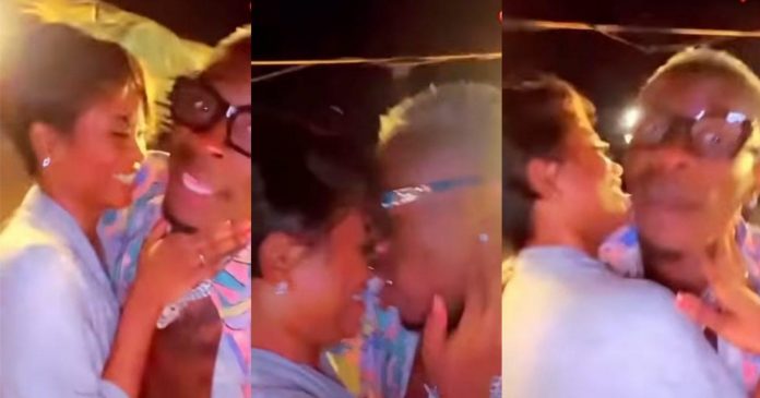 (Video) Shatta Wale Caught FINGERING A Lady In The Dark